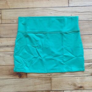 💚 NWOT Green Free People Mini Slip - Size Medium